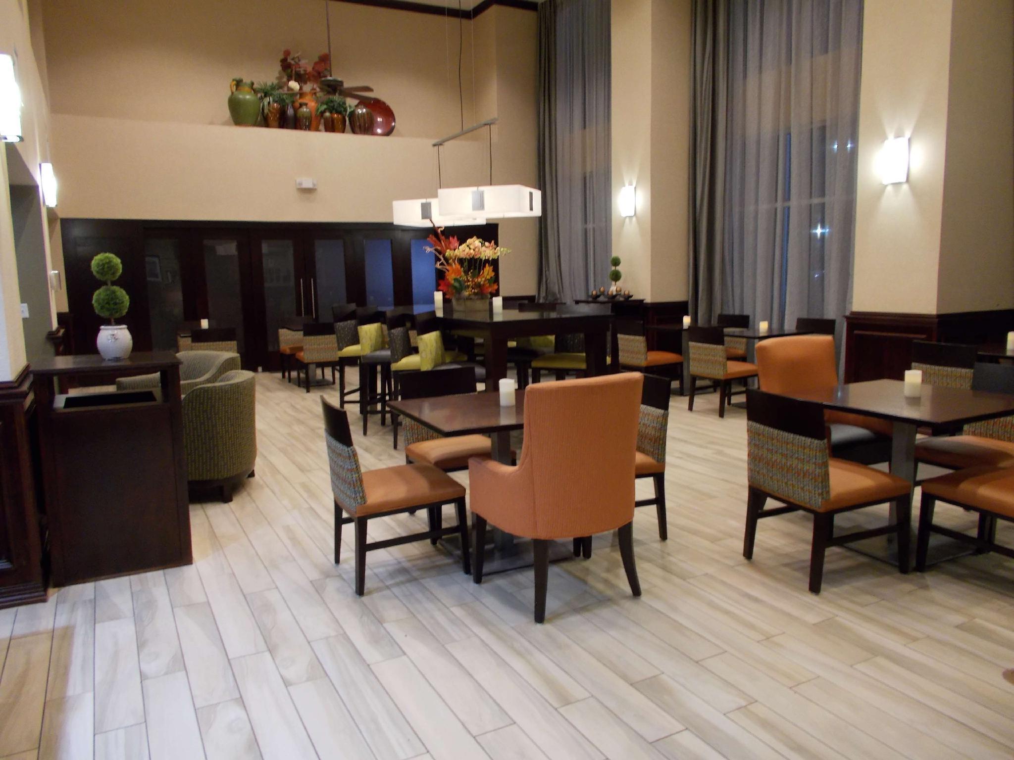 拉伯克汉普顿套房酒店 外观 照片